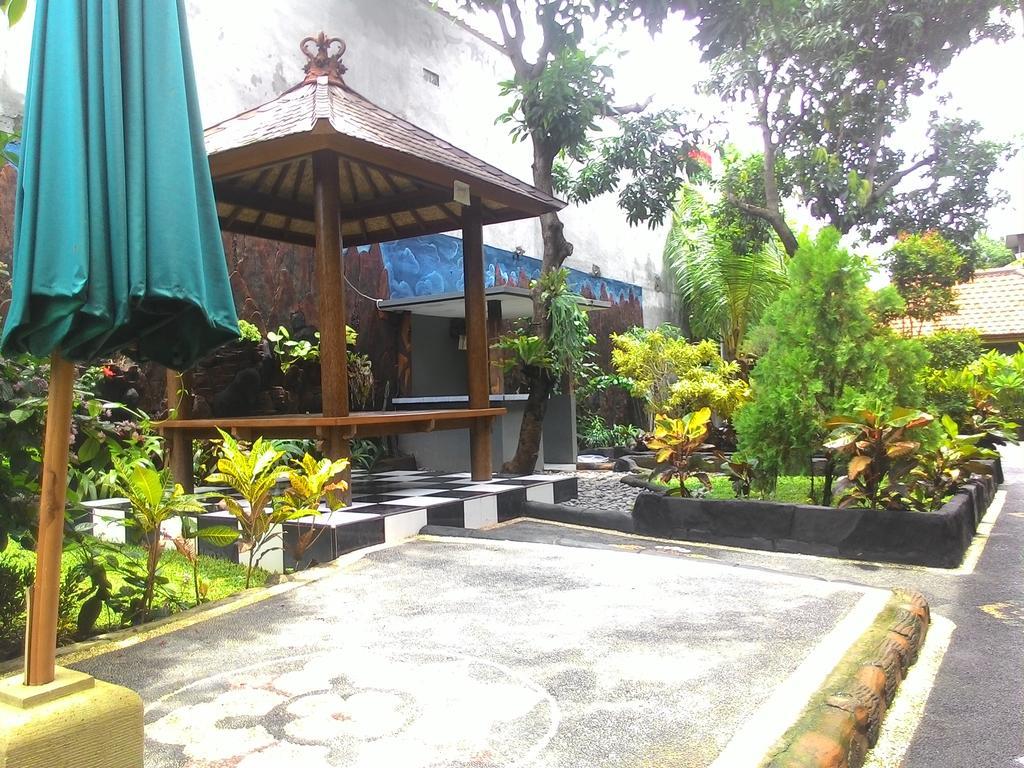 Jenny Bunker Homestay Kuta  Luaran gambar