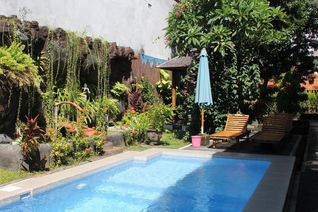Jenny Bunker Homestay Kuta  Luaran gambar