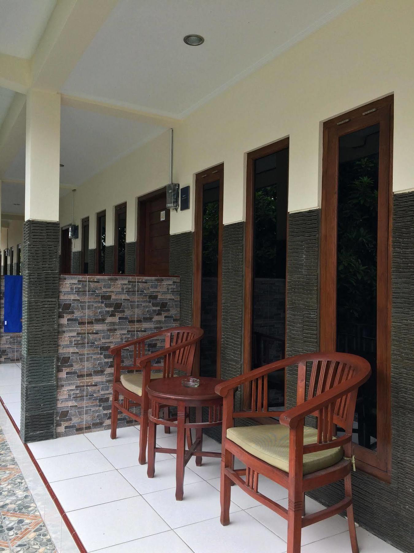 Jenny Bunker Homestay Kuta  Luaran gambar